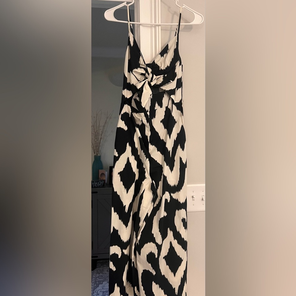 Women’s size small spaghetti strap wide jumpsuit